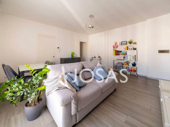 Appartamento trilocale in vendita in Via Ampio Flaviano, Cinecittà, Roma