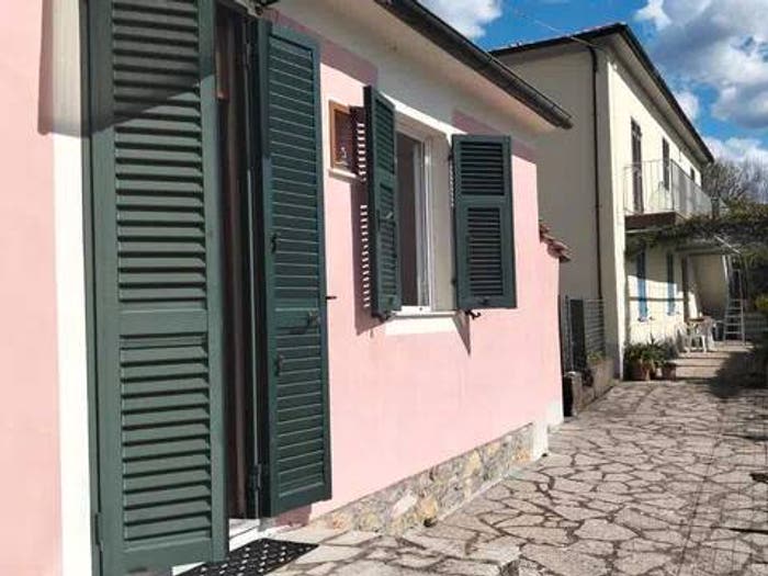 Casa quadrilocale in vendita in Via Iv Novembre, Agnino, Fivizzano