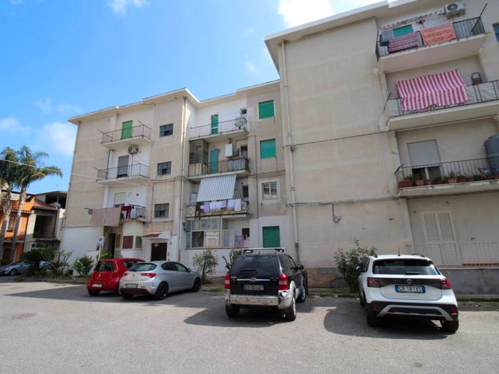 Appartamento quadrilocale in vendita in Rione Panteini, Centro, Barcellona Pozzo di Gotto