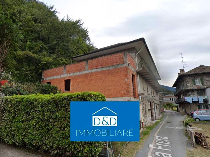 Casa con 6 locali in vendita in Via Frera, Centro, Pieve Vergonte