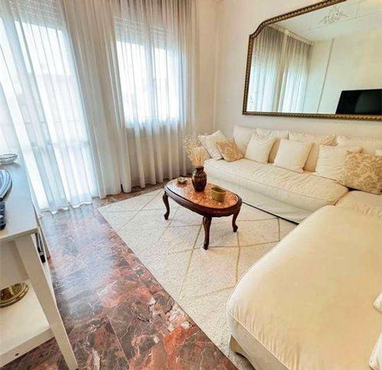 Appartamento con 6 locali in vendita in Via Giovanni Amendola, Centro, Bagnacavallo