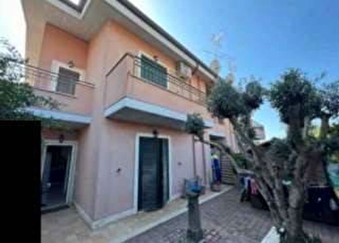 Appartamento trilocale in vendita in Via della cannuccia, Rinascimento, Anzio