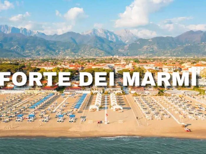 Casa con 6 locali in vendita in Via Giuseppe Mazzini, Vittoria Apuana, Forte dei Marmi
