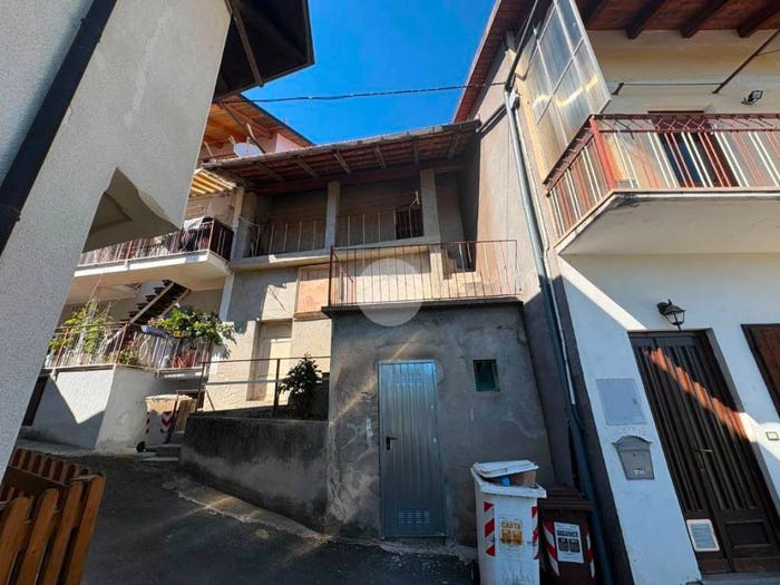 Casa trilocale in vendita in Via S Martino, Centro, Giaveno