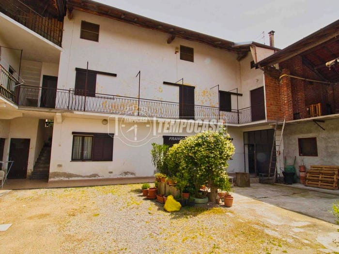 Casa con 5 locali in vendita in Via Maresciallo Luigi Cadorna, Cavaglio d'Agogna