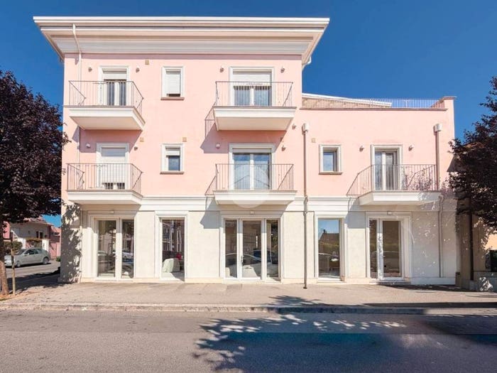 Appartamento trilocale in vendita in Via Muzio Febonio, Centro, Avezzano