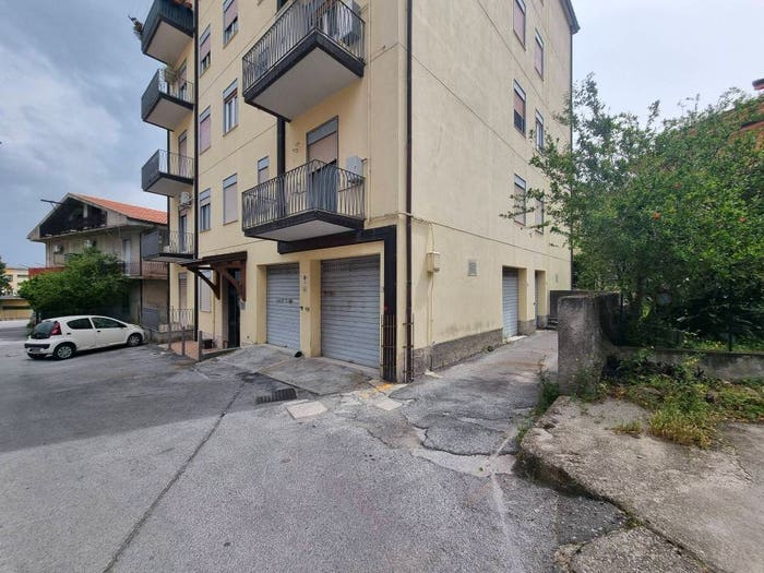 Appartamento quadrilocale in vendita in Via Sicilia, Centro, Patti