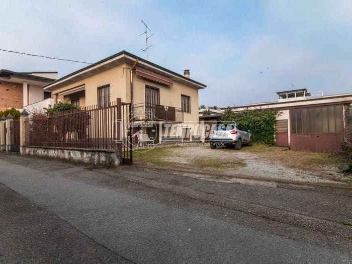 Casa quadrilocale in vendita in Via TORINO, Palazzolo Milanese, Paderno Dugnano