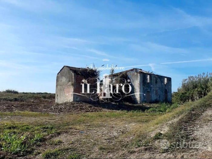 Casa con 6 locali in vendita in Via del Pioppo Gatto, Pian del Quercione Montramito, Massarosa