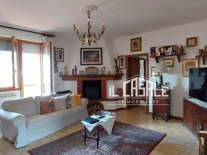 Appartamento con 5 locali in vendita in Via Nazionale, Sandetole, Dicomano