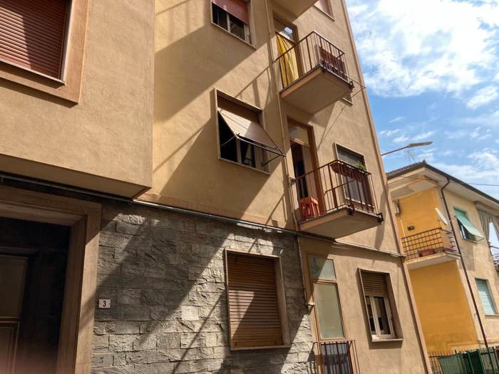Appartamento con 6 locali in vendita in Via Giosuè Carducci, Centro, Arquata Scrivia