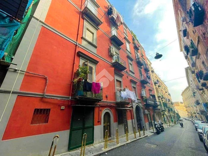 Appartamento monolocale in vendita in Via Matteo Renato Imbriani, Piazza Canneto Salvator Rosa, Napoli