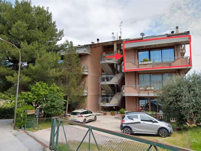 Appartamento con 6 locali in vendita in Via Don Giovanni Bosco, Centro, Monte San Giusto