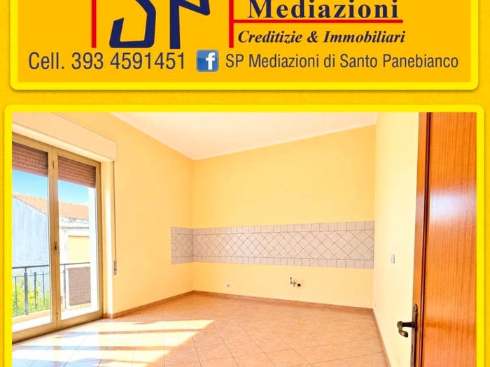Appartamento con 5 locali in vendita in Viale Libertà, Centro, Giarre