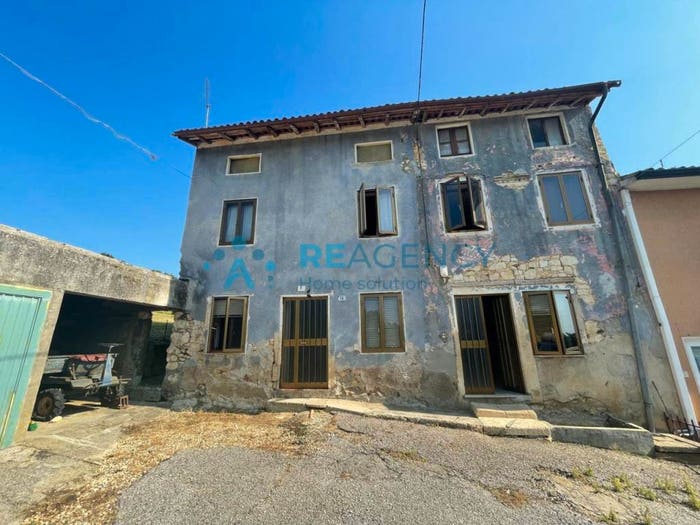 Casa con 5 locali in vendita in Via Boschi, Montecchio Maggiore