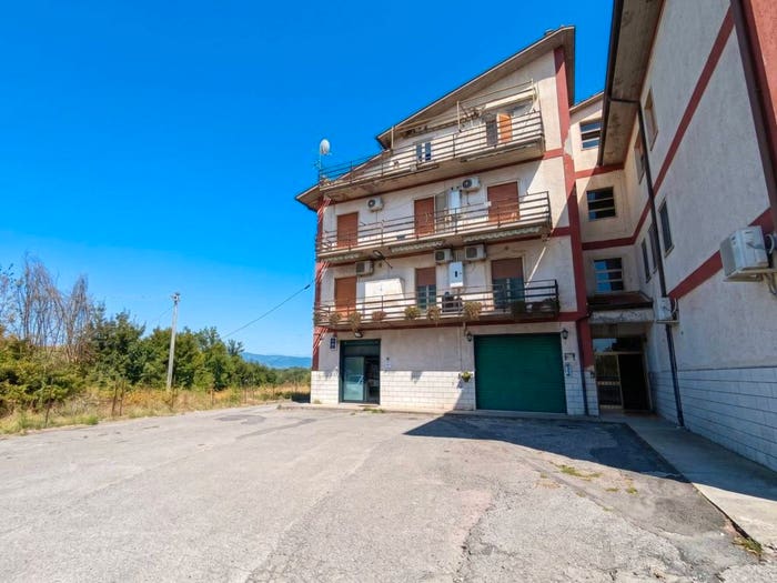 Appartamento trilocale in vendita in Via Santa Giusta, Isoletta I, Arce