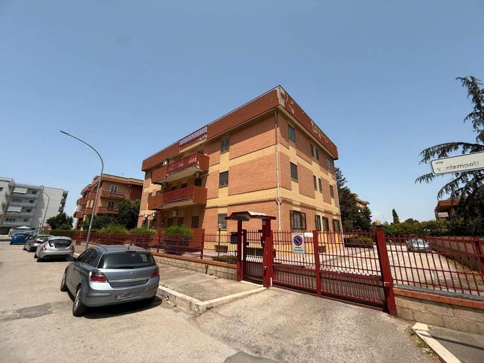 Appartamento trilocale in vendita in Via Vito Ciampoli, Rione Martucci Diaz, Foggia