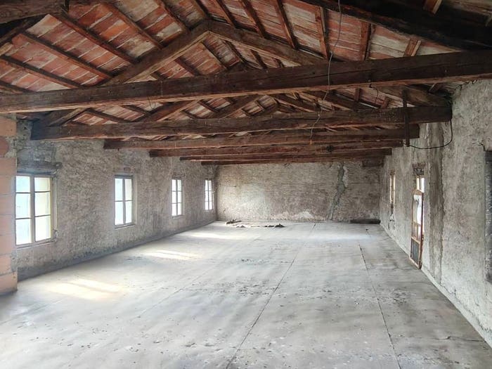 Casa con 6 locali in vendita in Via Vittorio Veneto, Oleis, Manzano