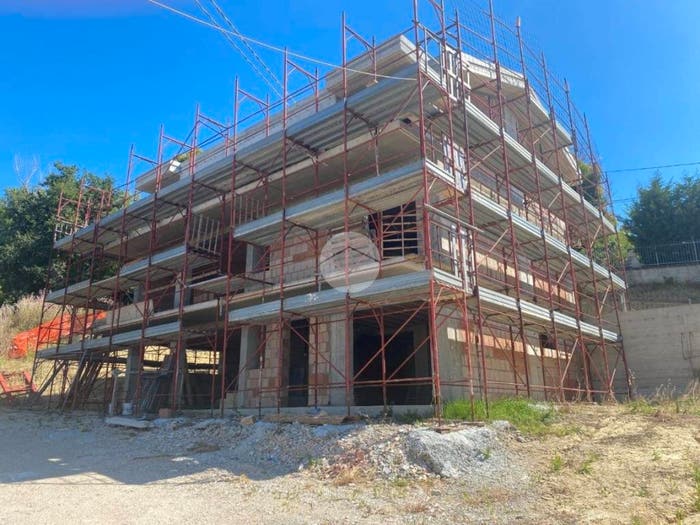 Casa quadrilocale in vendita in Via Amerigo Vespucci, Villa Carmine, Montesilvano