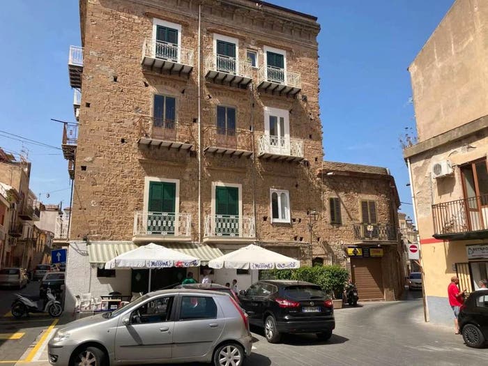 Appartamento quadrilocale in vendita in Via Concordia, Santo Stefano di Camastra