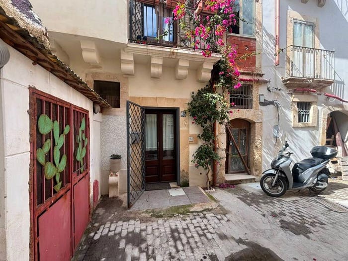 Casa monolocale in vendita in Vicolo Bonanni, Ortigia, Siracusa