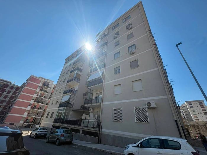 Appartamento con 5 locali in vendita in Via Italo Paparazzo, Santa Maria, Catanzaro