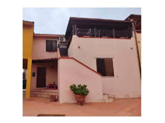 Appartamento con 5 locali in vendita in Via Leonardo Da Vinci, Porto San Paolo, Loiri Porto San Paolo