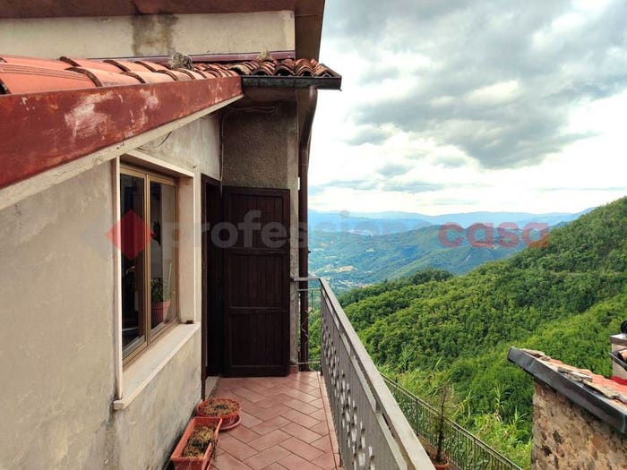Casa con 5 locali in vendita in via della torre, Castelnuovo di Garfagnana