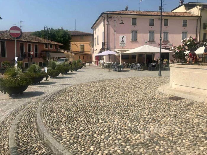 Casa con 6 locali in vendita in Moniga del Garda