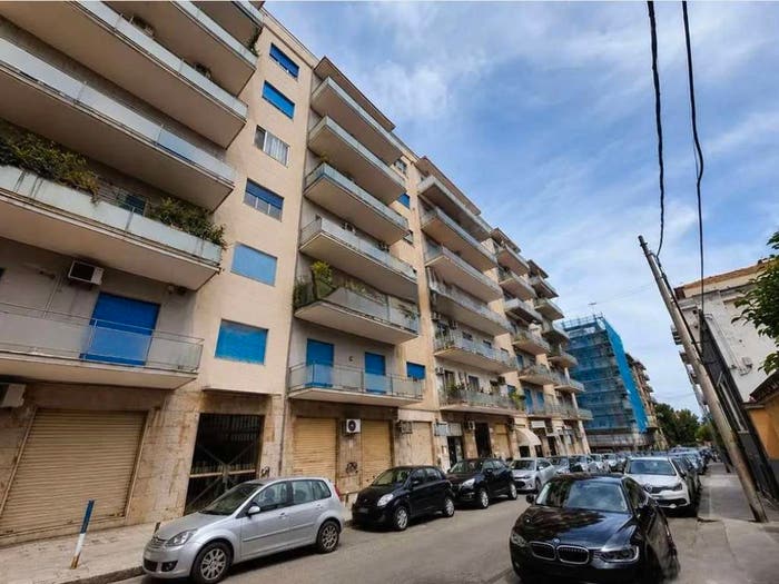 Appartamento con 5 locali in vendita in Via Francesco Battiato, Villa Bellini Santa Maria di Gesù, Catania