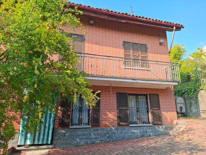 Casa quadrilocale in vendita in SP, Isola d'Asti