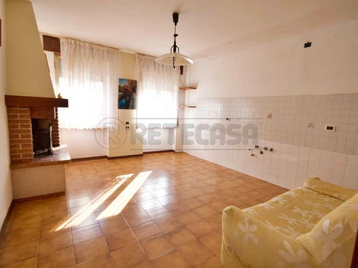 Casa con 6 locali in vendita in Via Calvarina, Arzignano