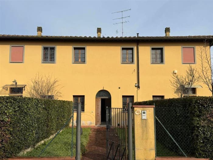 Appartamento trilocale in vendita in Via Lucardese, Castelfiorentino