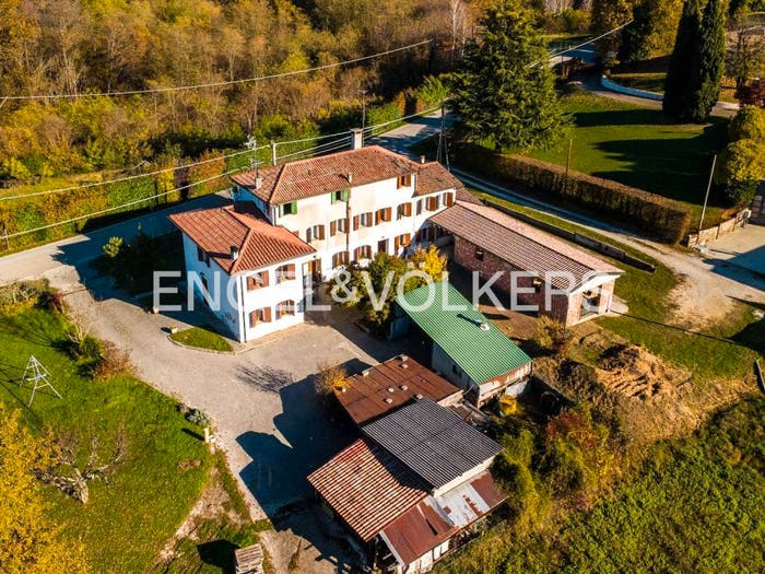 Casa con 6 locali in vendita in Via dei Frati, Nervesa della Battaglia