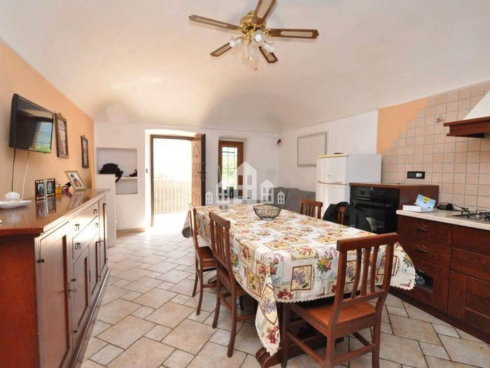 Casa bilocale in vendita in Località Moriane Inferiore, Centro, Cuorgnè