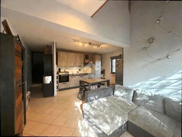 Casa trilocale in vendita in Via Reno, Tor San Lorenzo Nuova California, Ardea