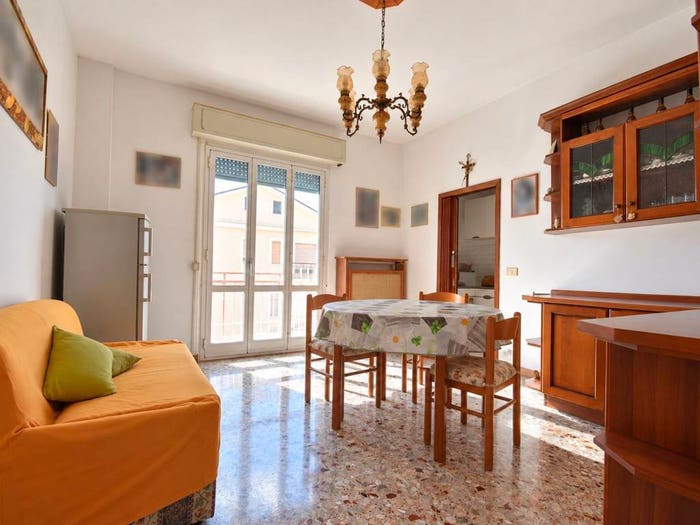 Appartamento con 6 locali in vendita in Via Senigallia, Centro, Chiaravalle