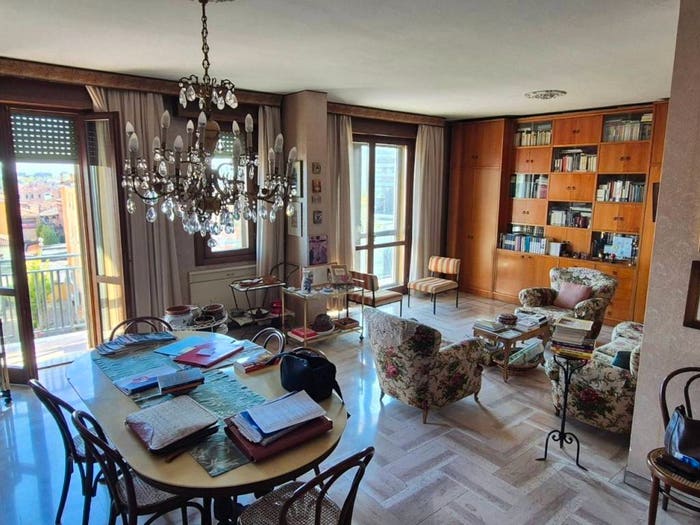 Appartamento con 5 locali in vendita in Via Pietro Giardini, San Faustino, Modena