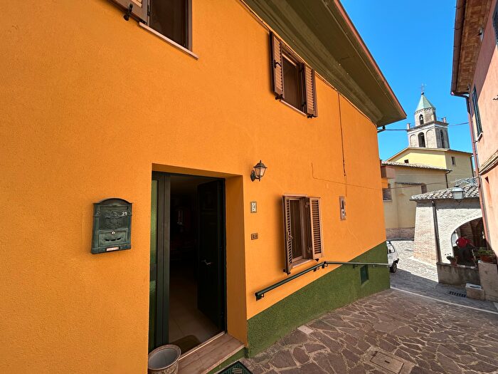 Casa con 5 locali in vendita in Via Antonio Cipro, Teramo