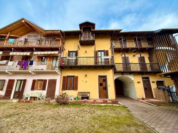 Casa trilocale in vendita in Strada Grosso, Centro, Nole