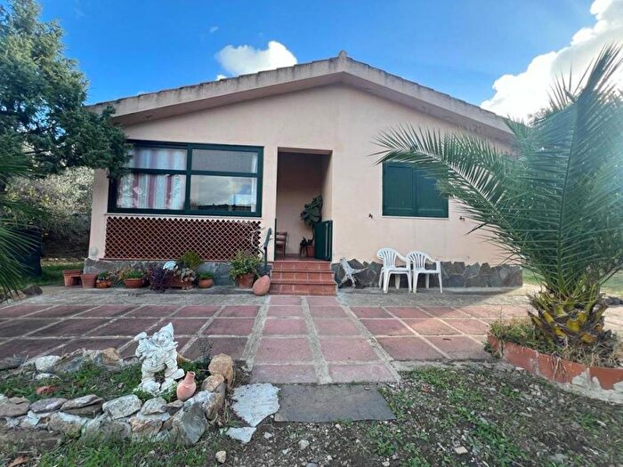 Casa trilocale in vendita in via baccu arrodas, Muravera