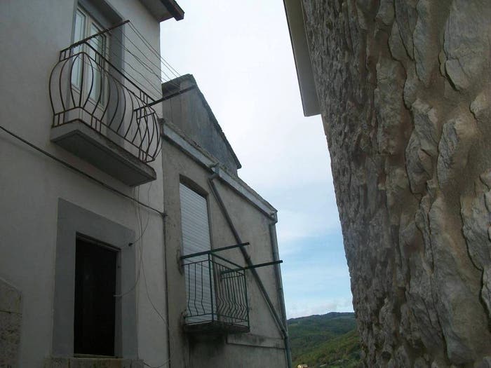 Casa trilocale in vendita in Via Peligna, Pennadomo