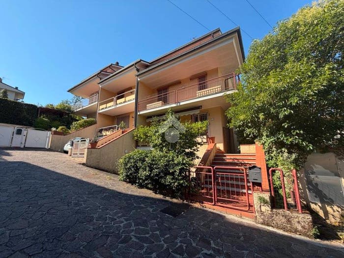 Casa con 5 locali in vendita in via L Cherubini, MontecatiniTerme