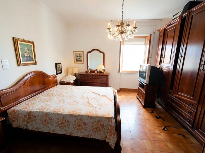 Appartamento quadrilocale in vendita in Via Giosuè Carducci, Stadio Sant'Antonio Marasio, Carrara