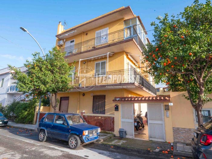 Appartamento quadrilocale in vendita in Via Atanasio Kircher, Torre Faro, Messina