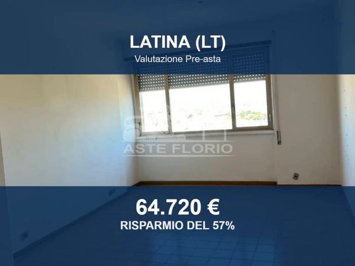 Appartamento quadrilocale in vendita in Viale Don Giuseppe Morosini, Centro Centro Storico Nicolosi, Latina