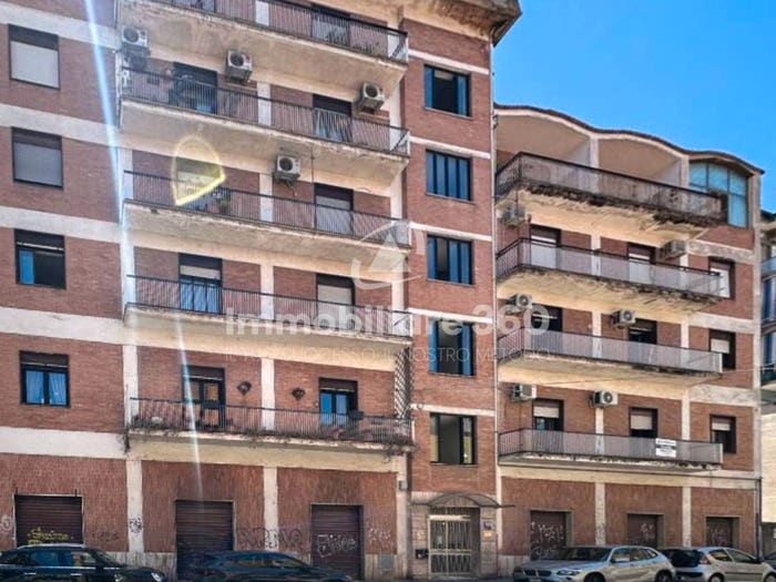 Appartamento quadrilocale in vendita in Via del Tembien, Centro, Cosenza