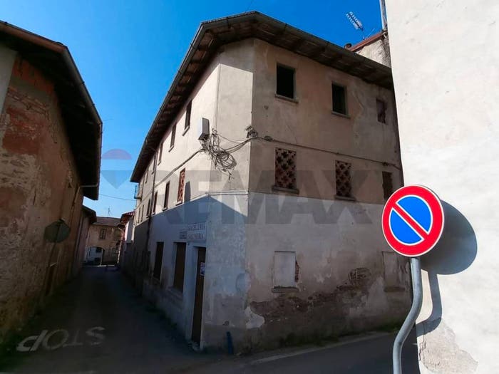 Appartamento con 6 locali in vendita in via san rocco, Villadosia, Casale Litta