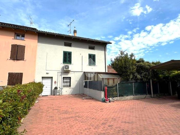 Casa con 6 locali in vendita in Via Pettarella, Centro, Sant'Agata Bolognese