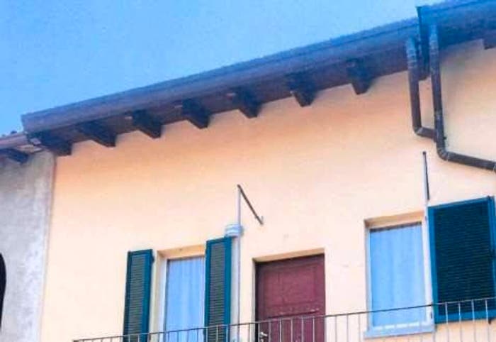 Casa trilocale in vendita in Via Carlo Mosè Bianchi, Centro, Inverigo